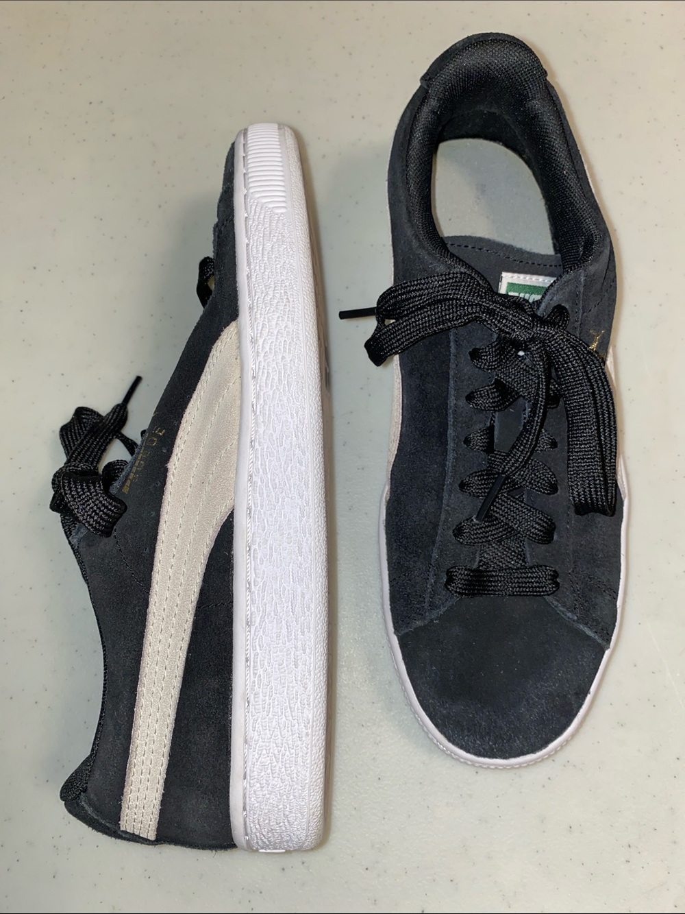 Puma Women’s Classic Suede Sneakers in Black and White Size 9